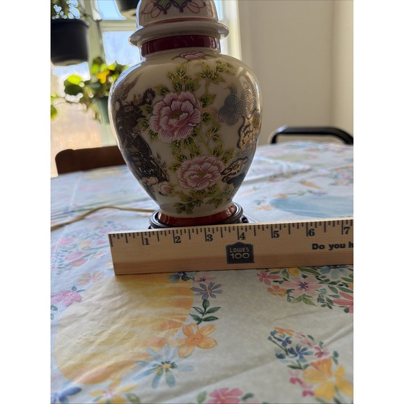 Vintage Chinoiserie 12" Porcelain Ginger Jar Lamp Hand-Painted Foo Dogs & Peonie - Picture 16 of 16